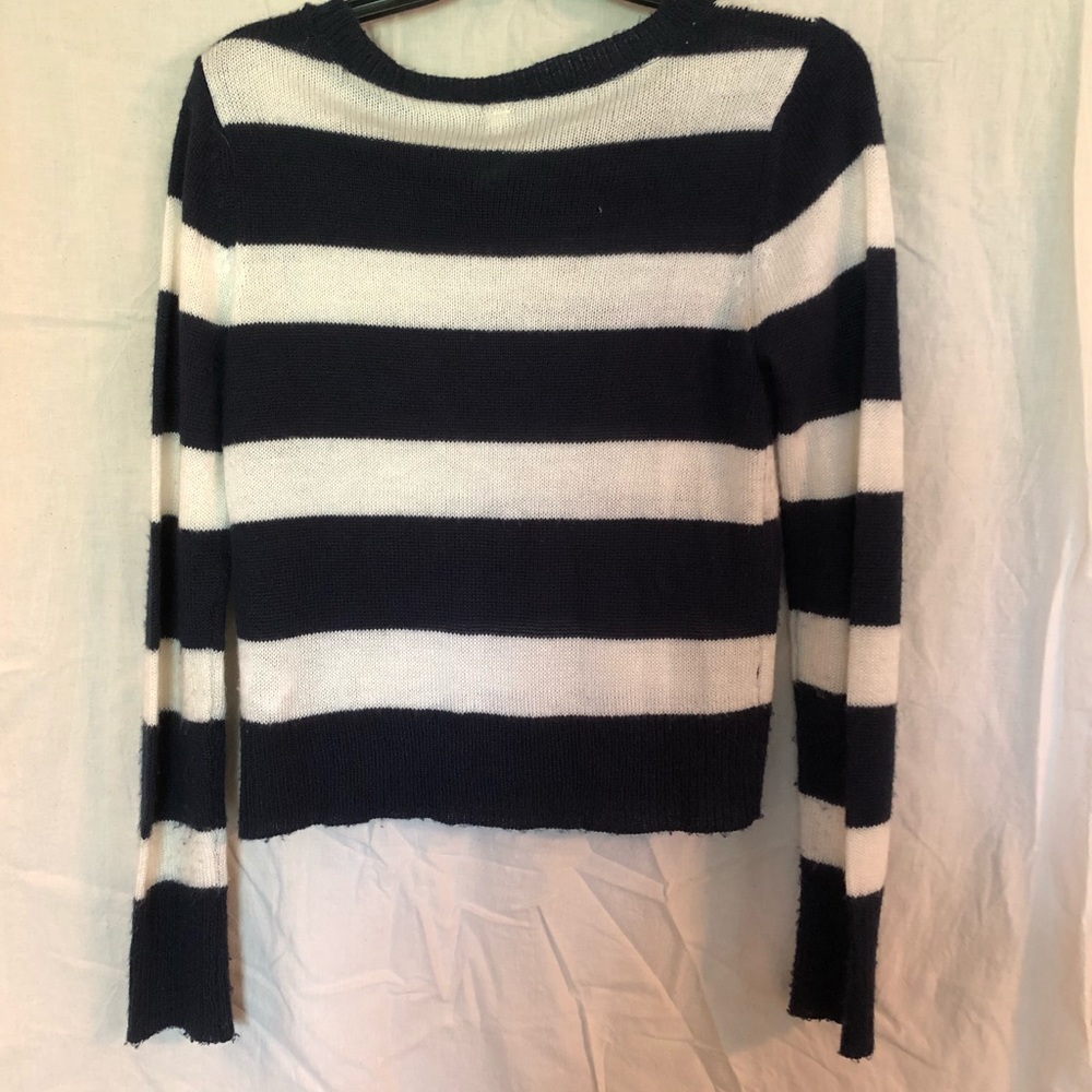 Sweater - Picture 2 of 3